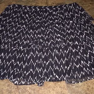 Gap Ruffle skirt sz M